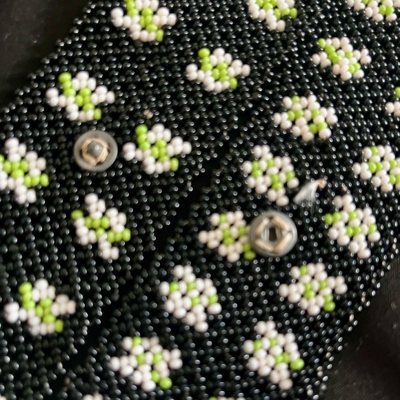 Handmade micro seed bead belt with fringe black, green, white vintage wrap belt - Picture 6 of 13